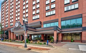 Doubletree By Hilton Lansing